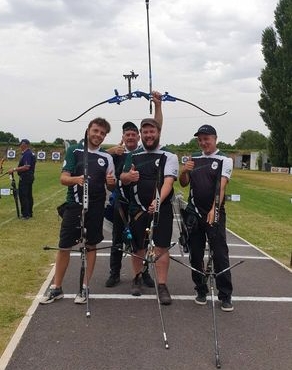 L’équipe de tir à l’arc homme de Laigné tirera en division national 2 l’année prochaine !!!